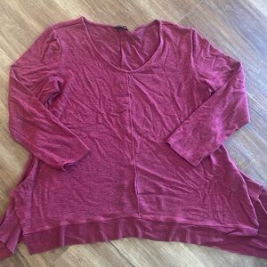 Adorable reddish top